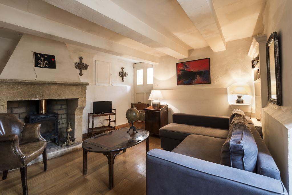 Gites De La Croix Du Gres (Adults Only) Valaurie Экстерьер фото